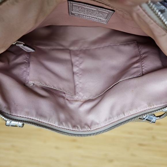 Coach purse‎ - Picture 5 of 5